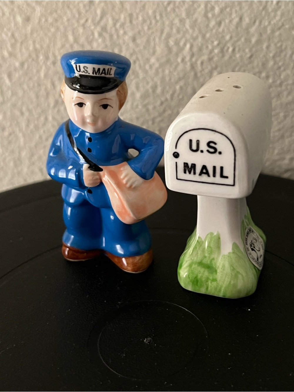 Postman and mail box salt and pepper shaker by Five & Dime